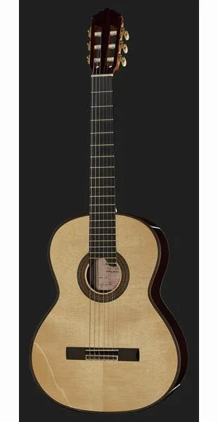 Amalio Burguet 1DV Spruce w/ Case detail 2
