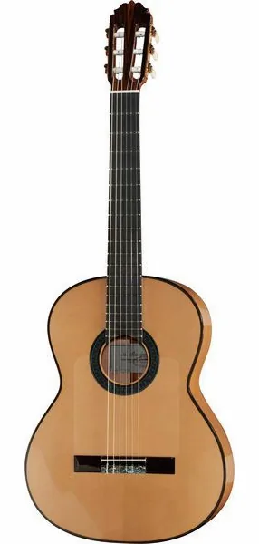 Amalio Burguet 1F Spruce Flamenco w/ Case vooraanzicht