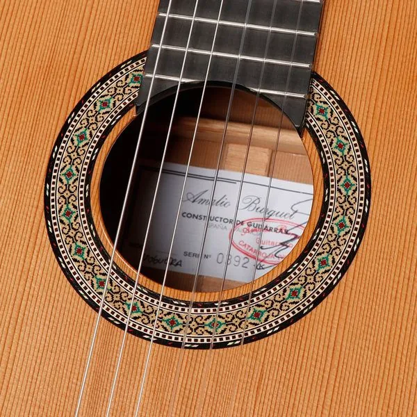 Amalio Burguet Noguera Walnut Cedar w/Case detail 3