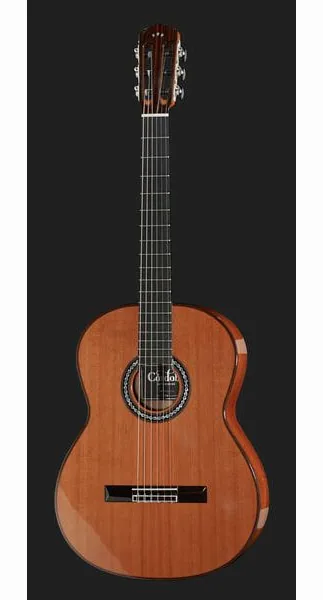 Cordoba C 9 Crossover Cedar detail 2