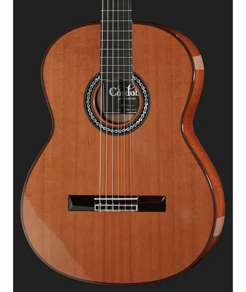 Cordoba C 9 Crossover Cedar detail 4