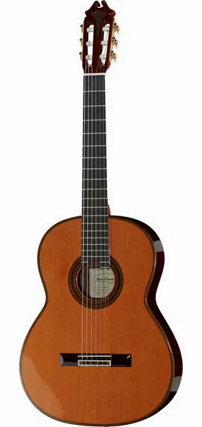 Juan Hernandez Romance Cedar vooraanzicht
