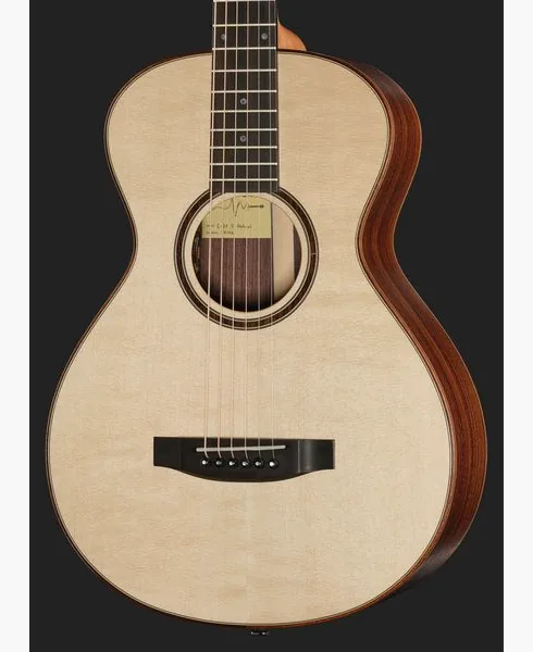 Lakewood C-31 P Natural detail 4