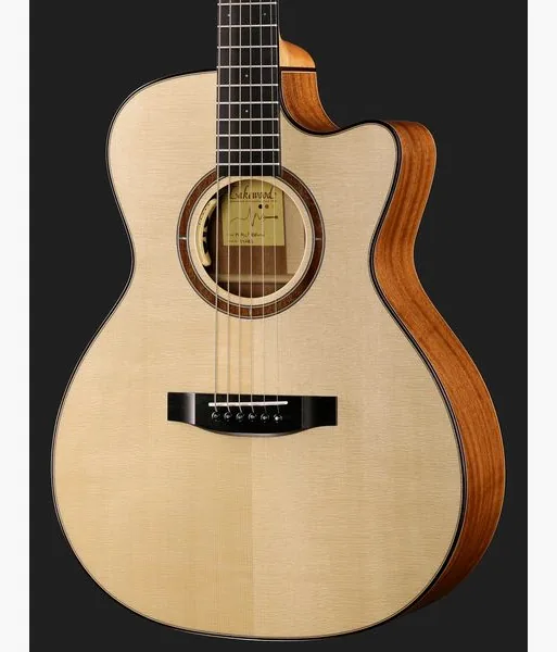 Lakewood M-14 CP Natural detail 4