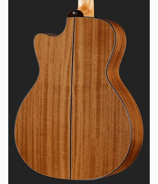 Lakewood M-14 CP Natural detail 5