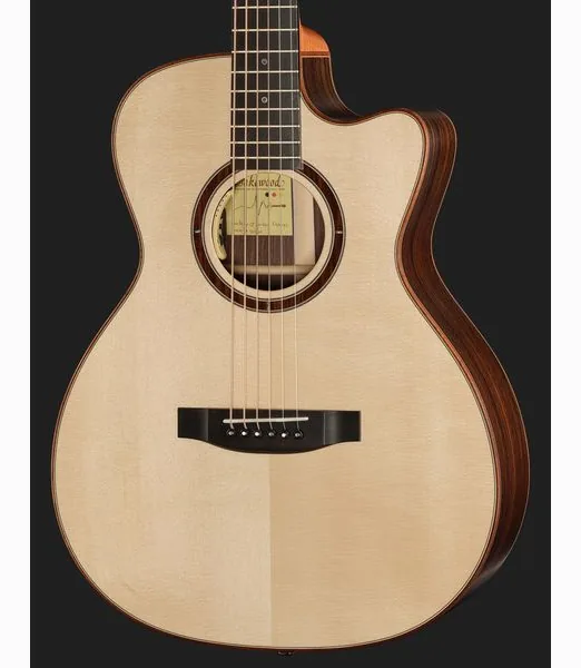 Lakewood M-31 CP Baritone Natural detail 4