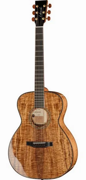 Lakewood M-Koa Custom vooraanzicht