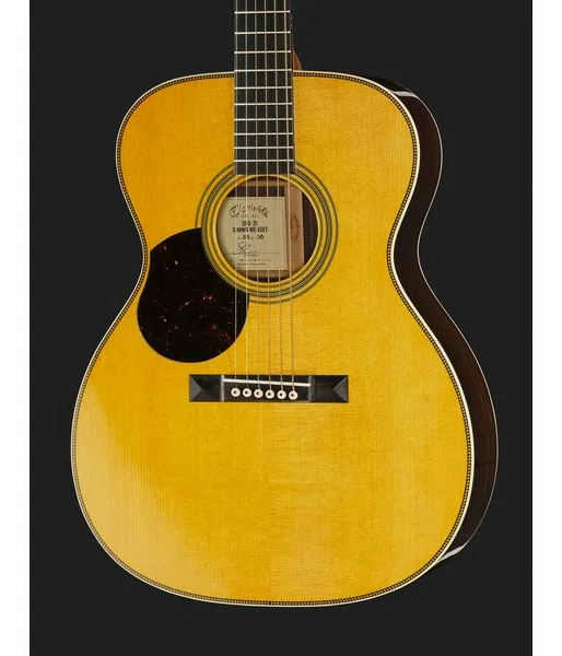 Martin Guitar 000-28 Shawn Mendes LH detail 4
