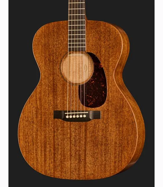 Martin Guitar 00017 detail 4