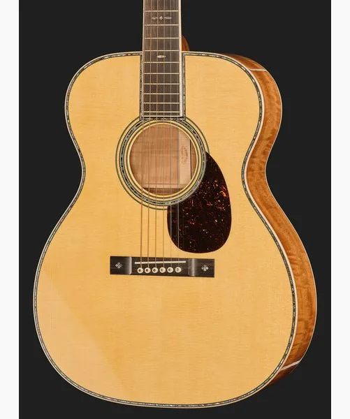 Martin Guitar Custom Shop OM Italian Spruce detail 4