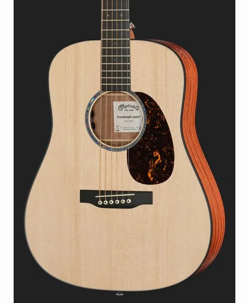 Martin Guitar D Jr E detail 4