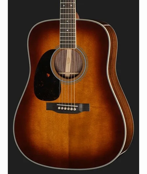Martin Guitar D35 Ambertone LH detail 4