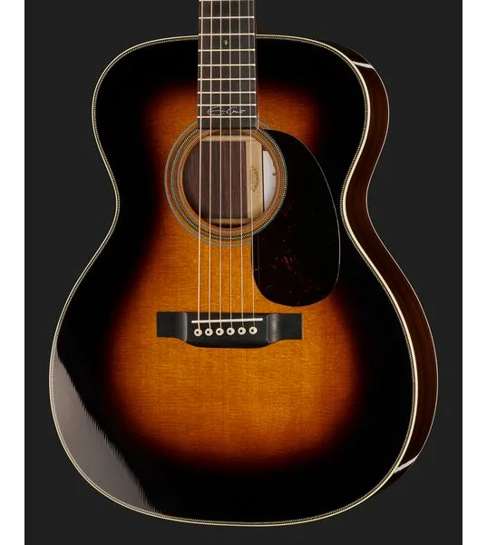 Martin Guitar 000-28EC Sunburst detail 4