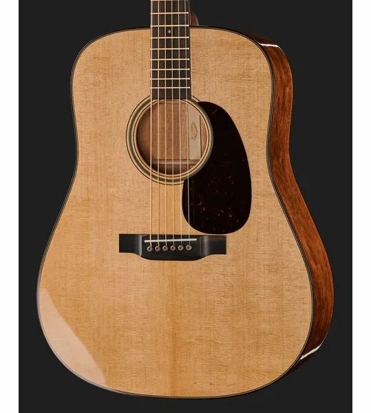 Martin Guitar D-18 Modern Deluxe detail 4
