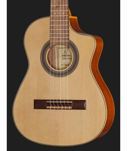 Ortega RQ25 Requinto detail 4
