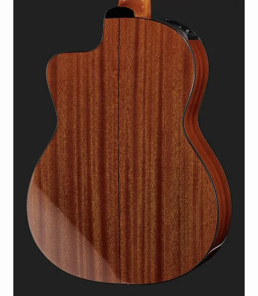 Takamine GC3CE Natural detail 5