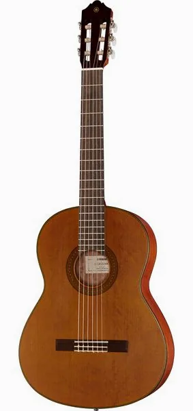 Yamaha CGX 122 MC vooraanzicht