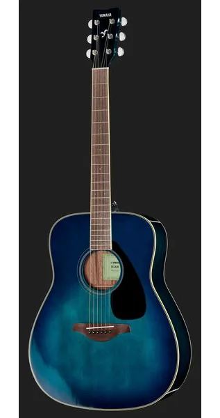 Yamaha FG820 SBII detail 2