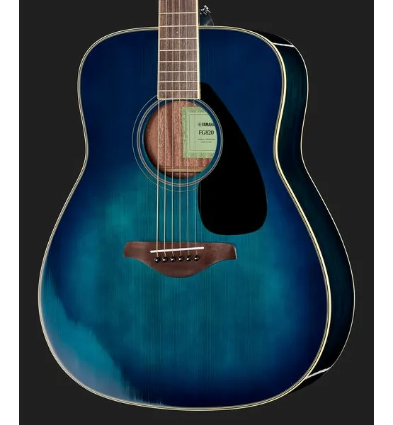 Yamaha FG820 SBII detail 4