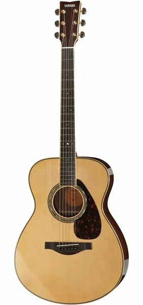 Yamaha LS 6 A.R.E NT vooraanzicht